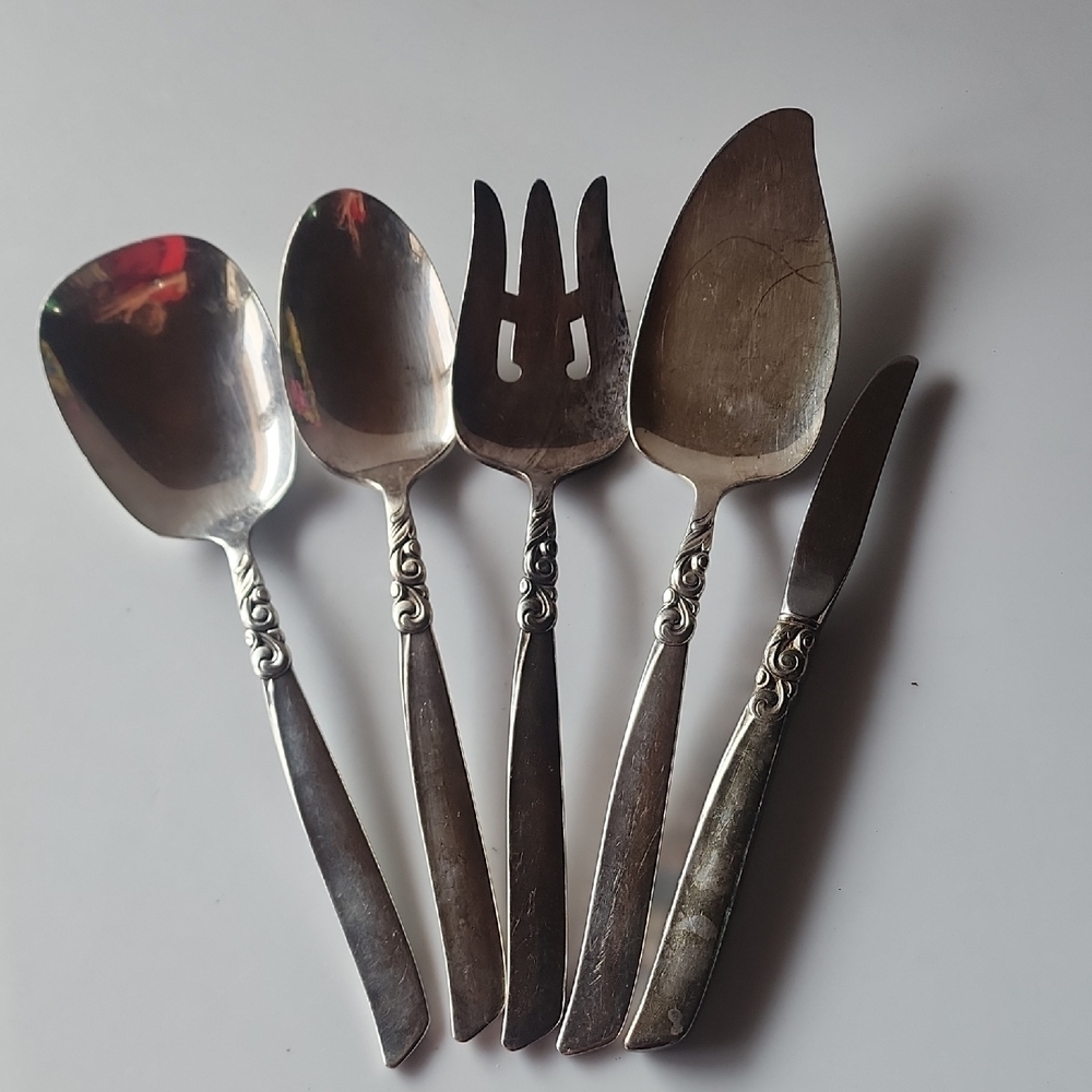 5 Pcs. of 1955  South Seas By Community Oneida, Silverplated Serving Utensil.